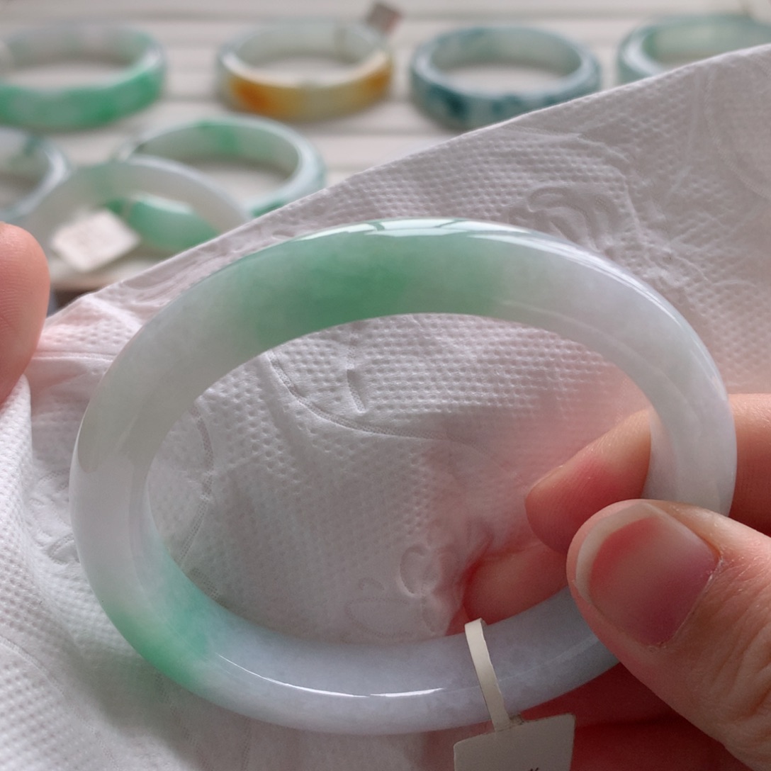 翡翠手镯未镶嵌6号-贵妃56