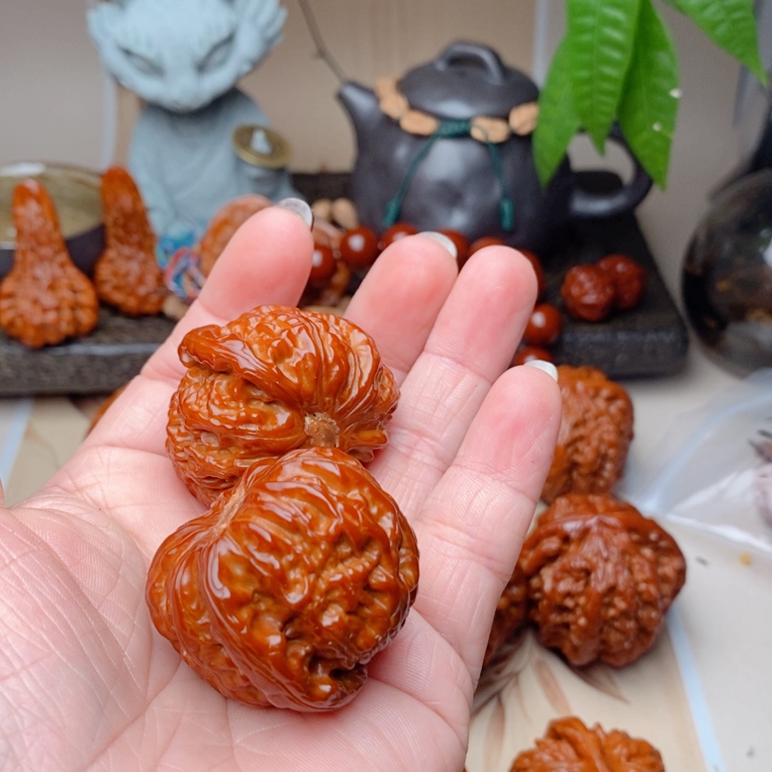 吊坠文玩核桃指****?白狮子