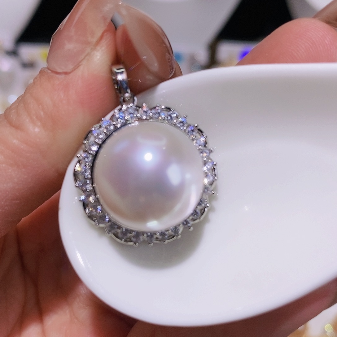 淡水珍珠颈饰合金