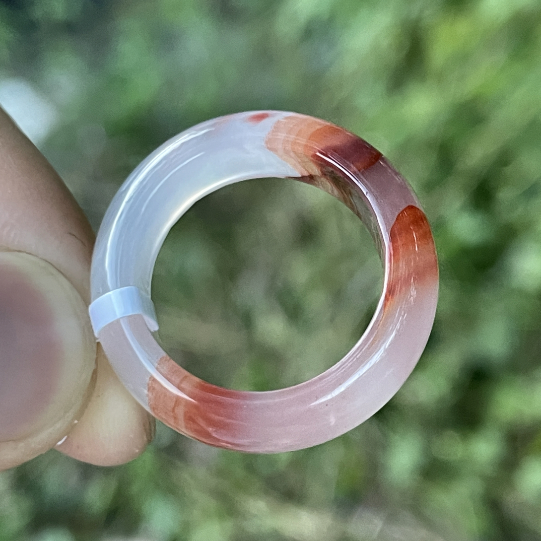 精品南红玛瑙戒圈戒指冰飘内径18.5mm整体尺寸26x8.5mm