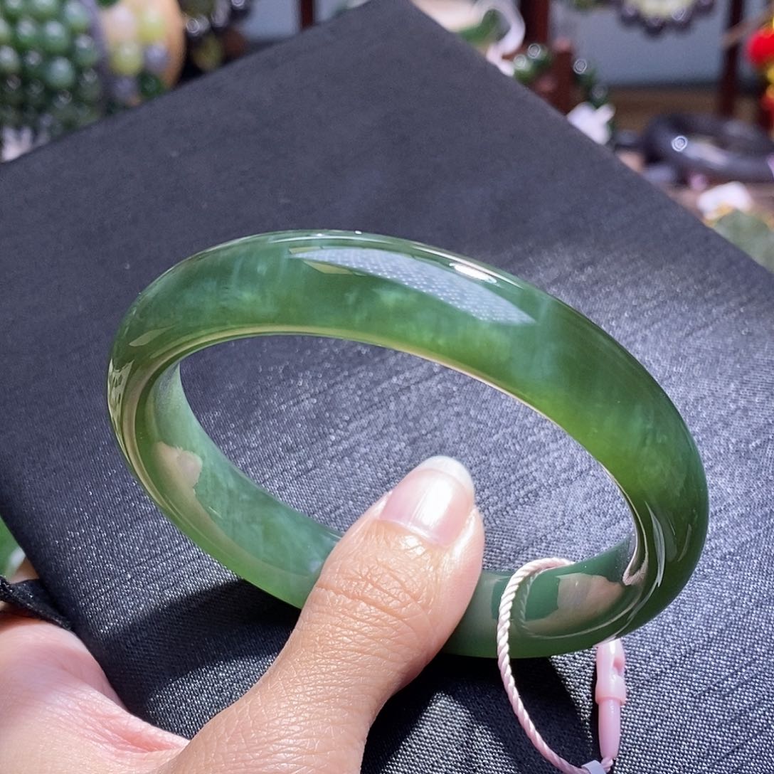 和田玉未镶嵌碧玉猫眼手镯57.5圈口