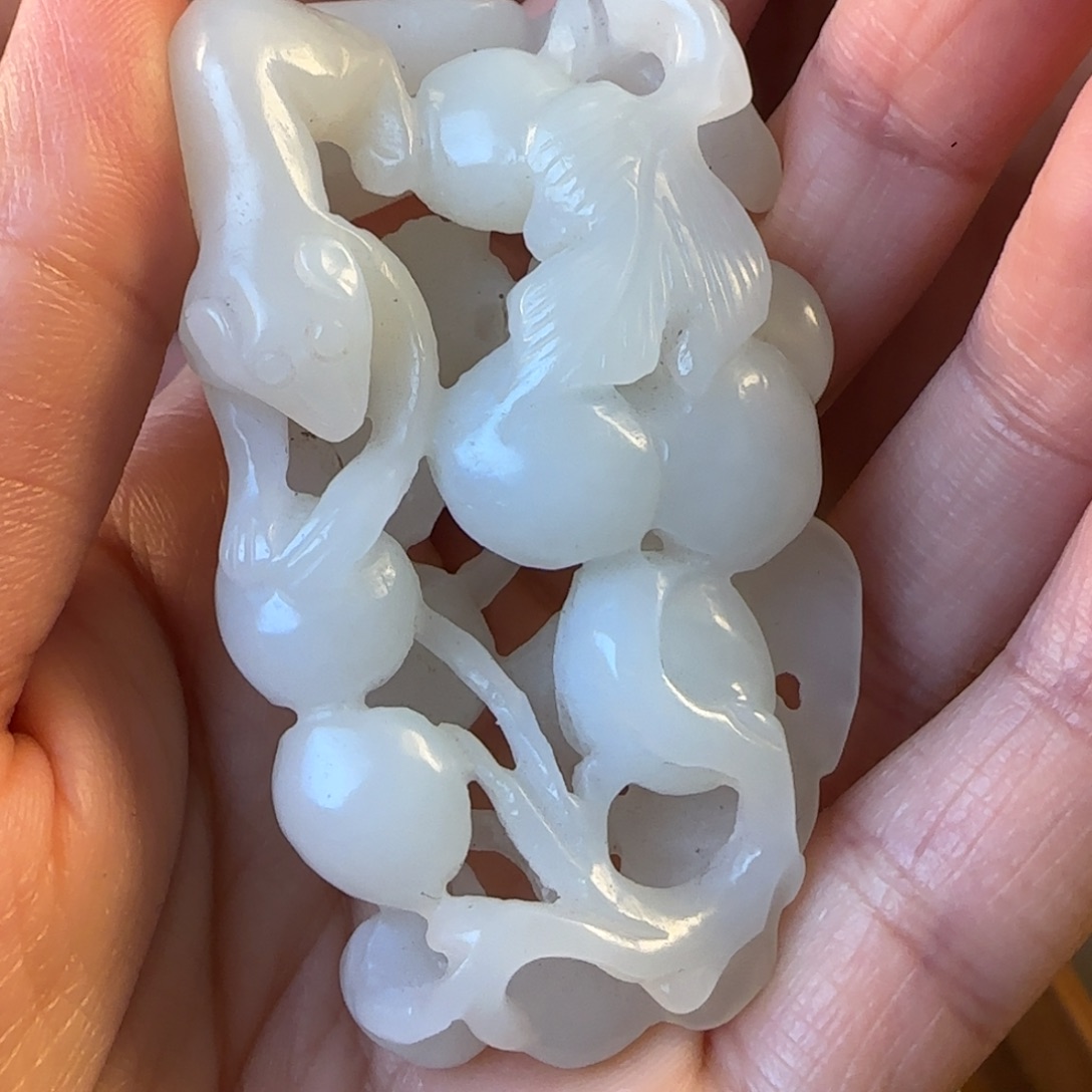 火***狐和田玉（糖玉）未镶嵌颈饰