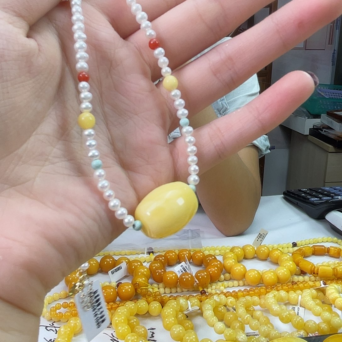 琥珀未镶嵌珠宝奇石琥珀