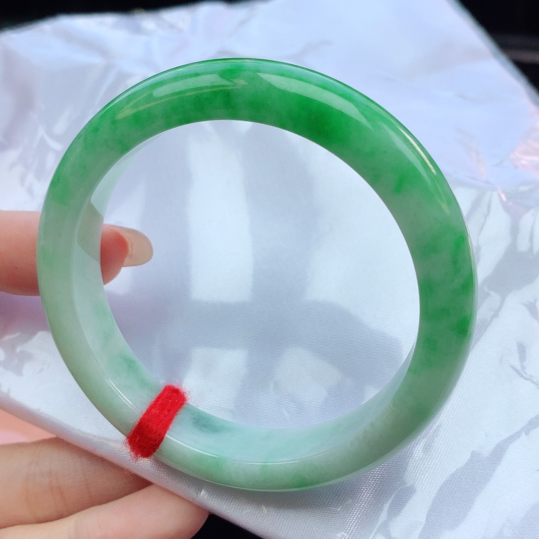 翡翠手镯未镶嵌54圈口882350