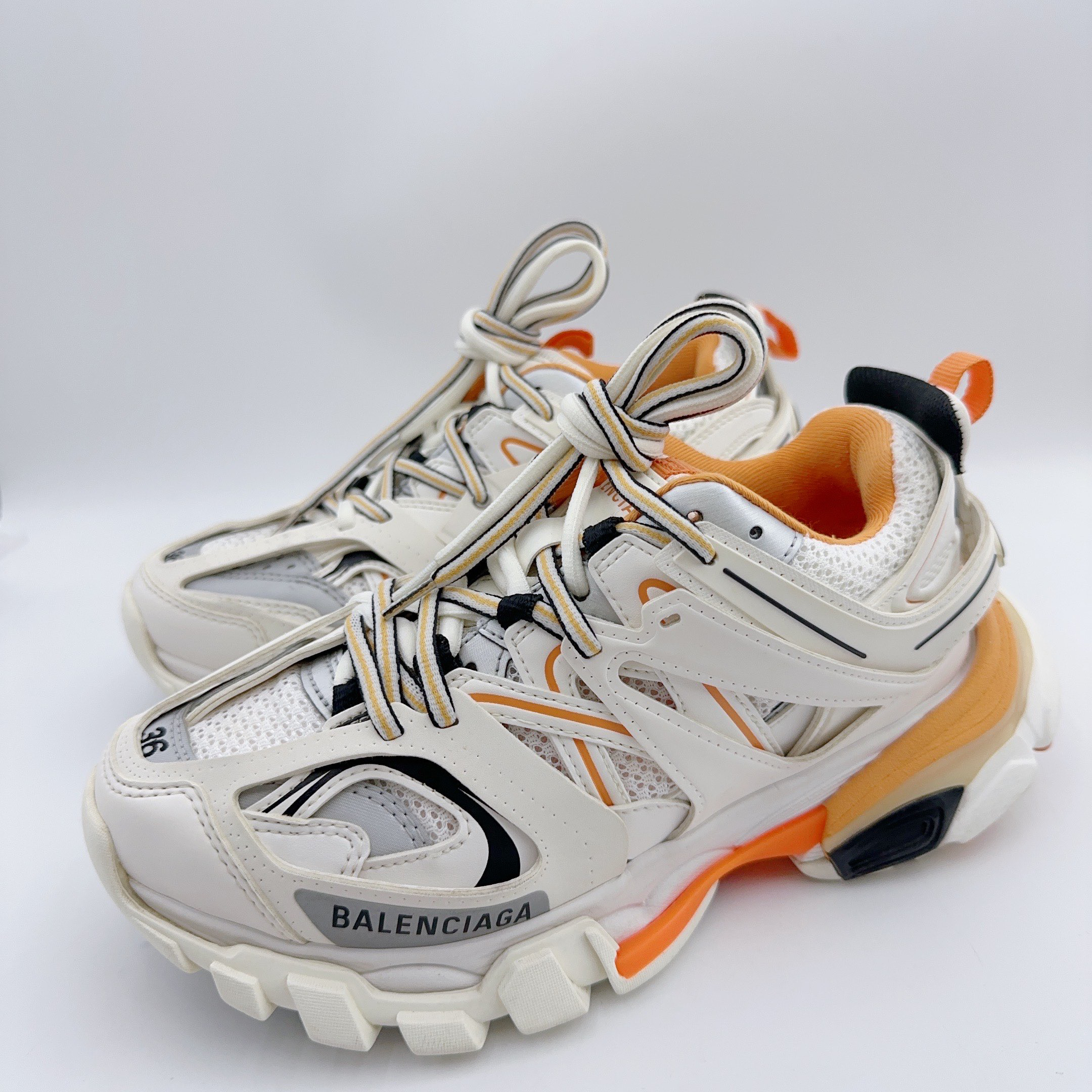 95新 Balenciaga/巴黎世家 36码/白橙track老爹鞋/01396