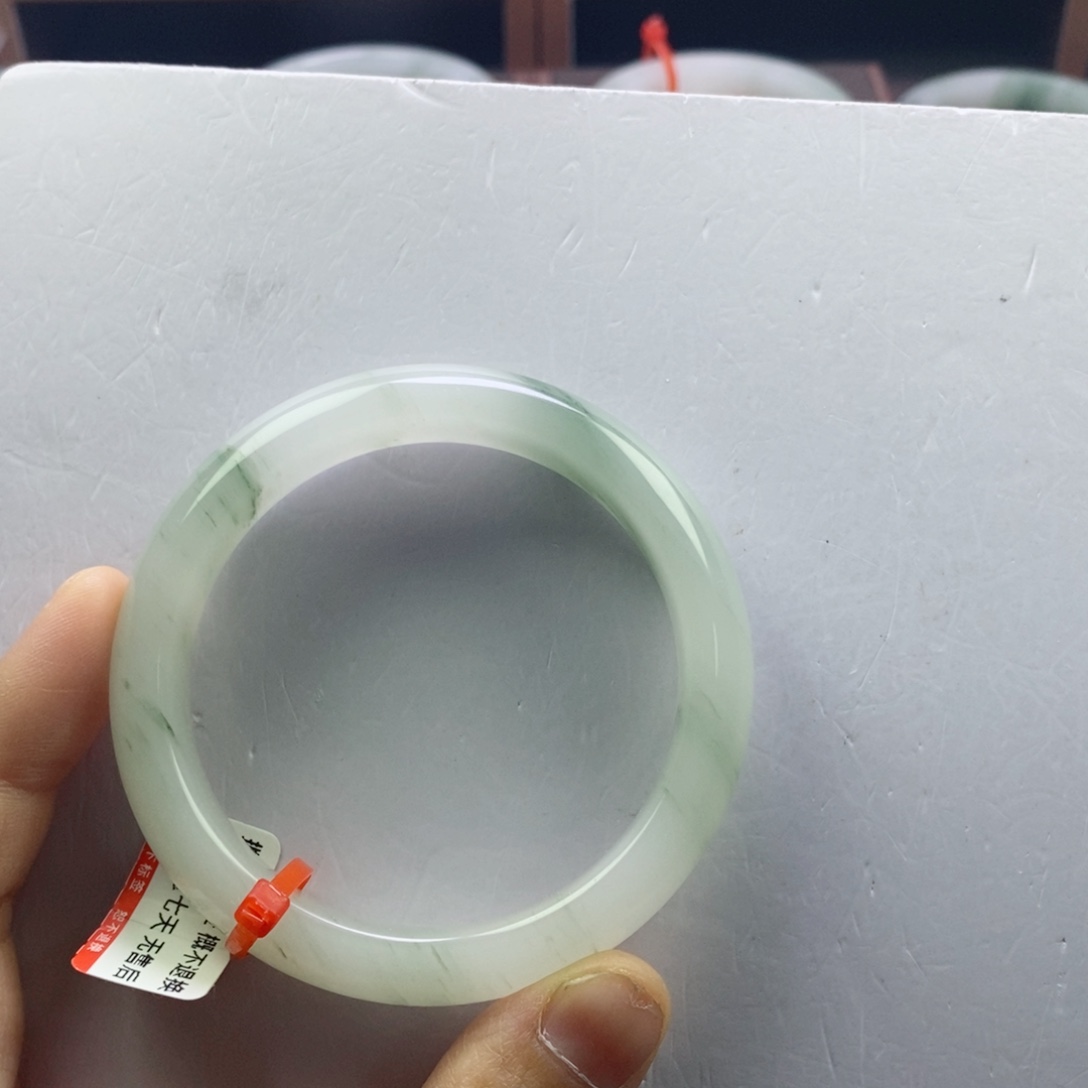 石英质玉手镯未镶嵌?****?