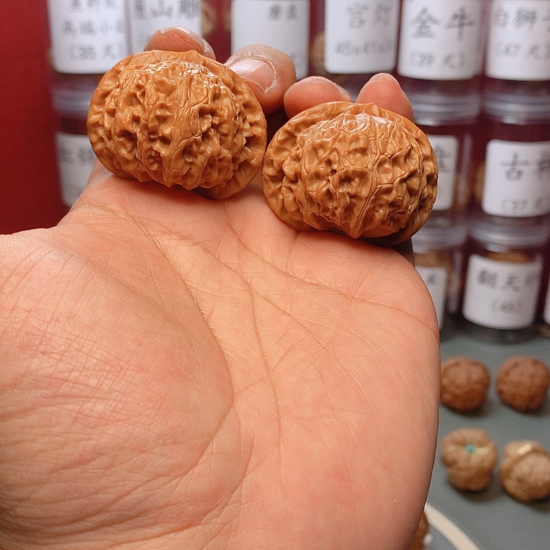 核桃把件43尺寸桃心宫灯核桃
