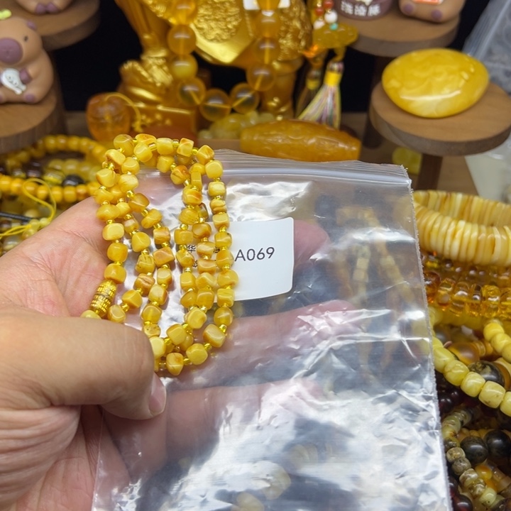 琥珀未镶嵌珠宝奇石