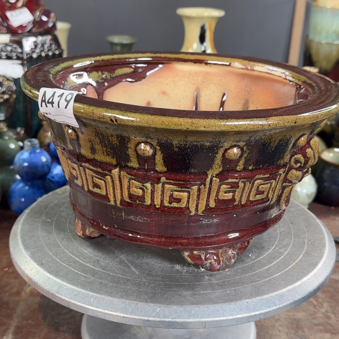鸿***军紫砂花盆419瑕疵品    