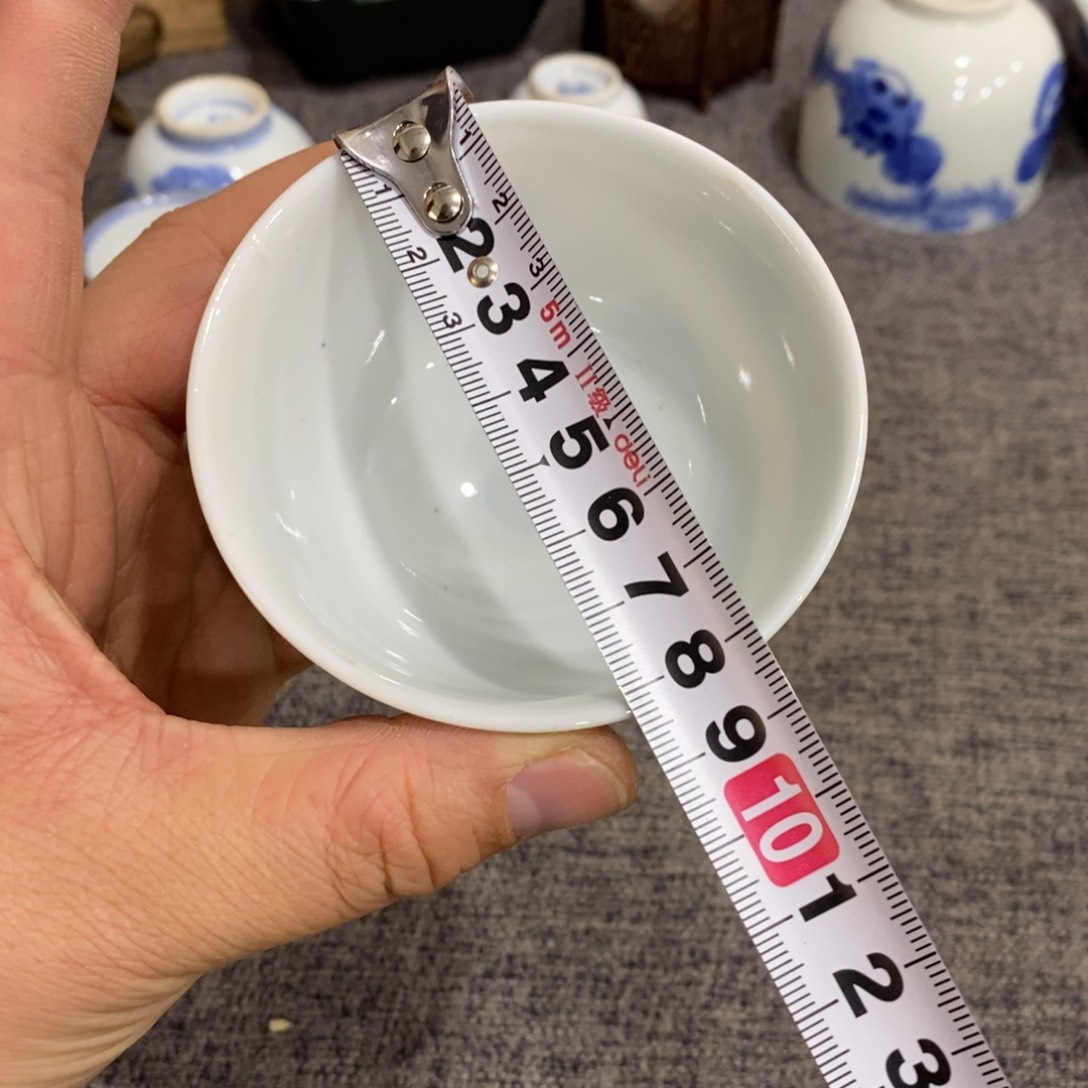 瓷片非常漂亮好看的花瓶