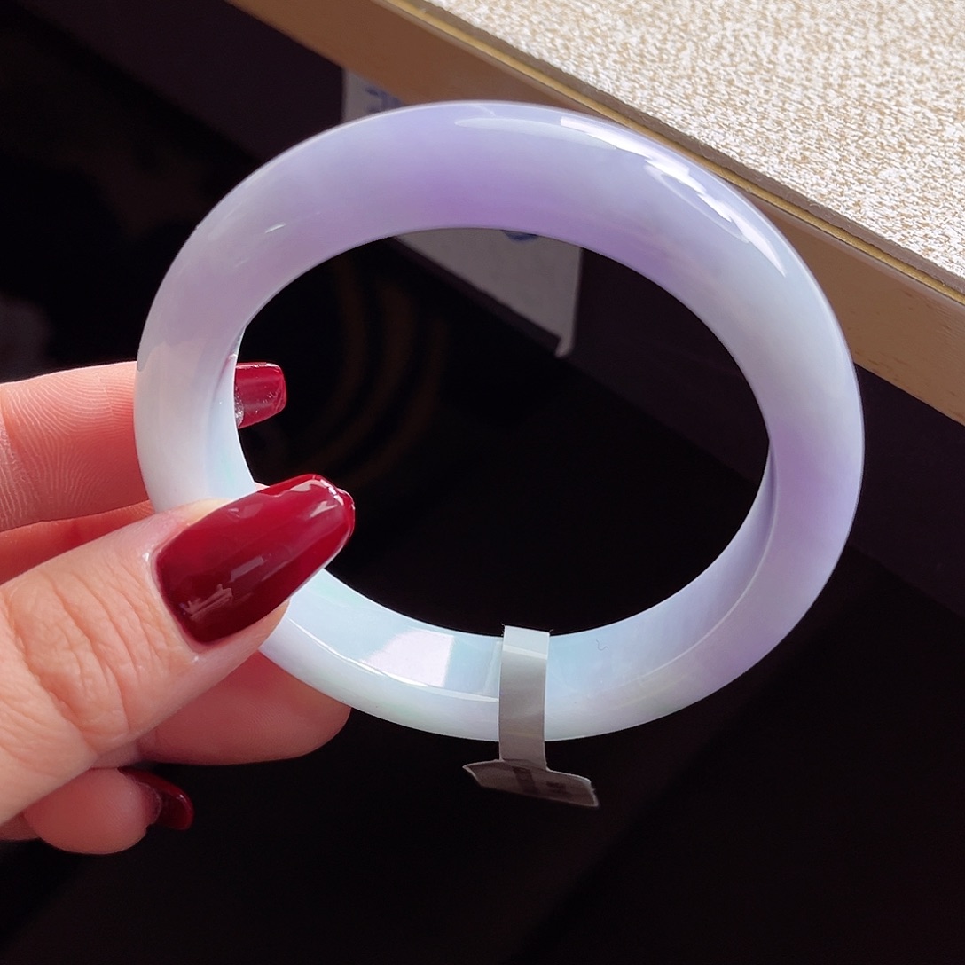 翡翠手镯未镶嵌手镯