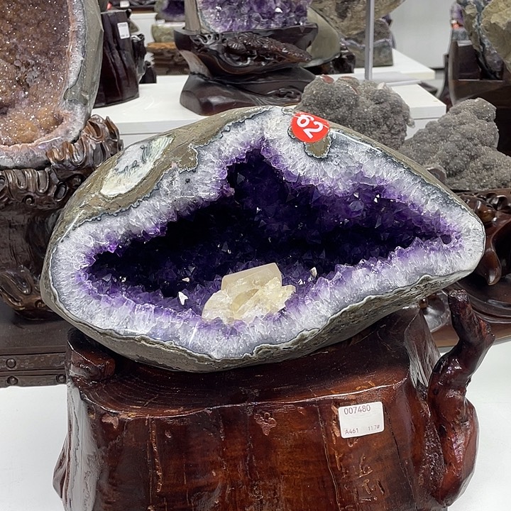 水晶未镶嵌大型摆件（非配饰）