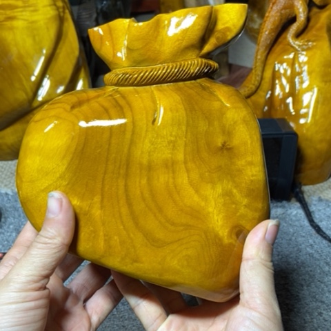 红***红金丝楠代代有福的