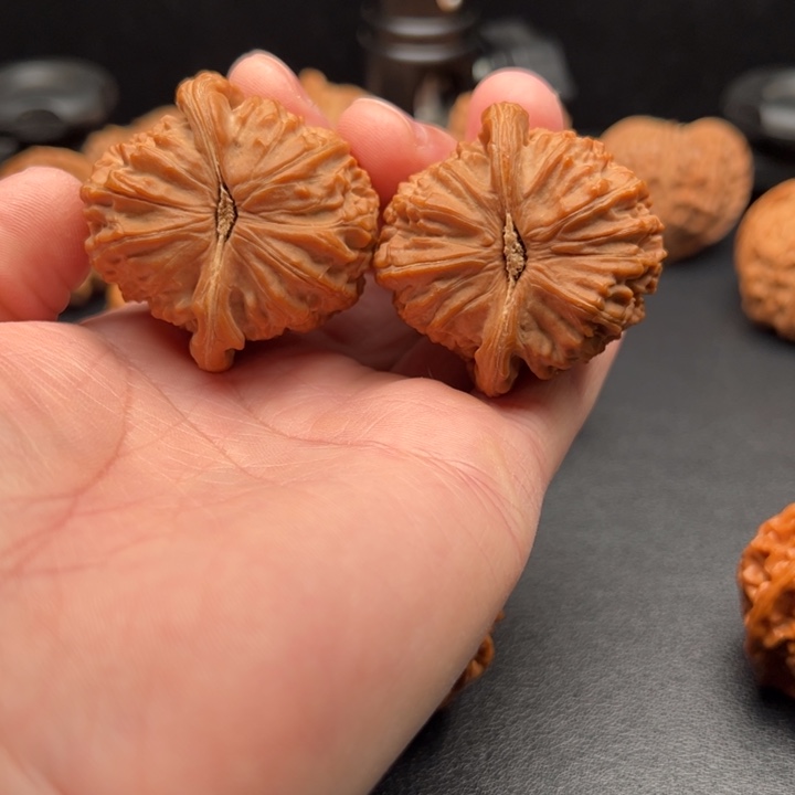 把件文玩核桃42球白