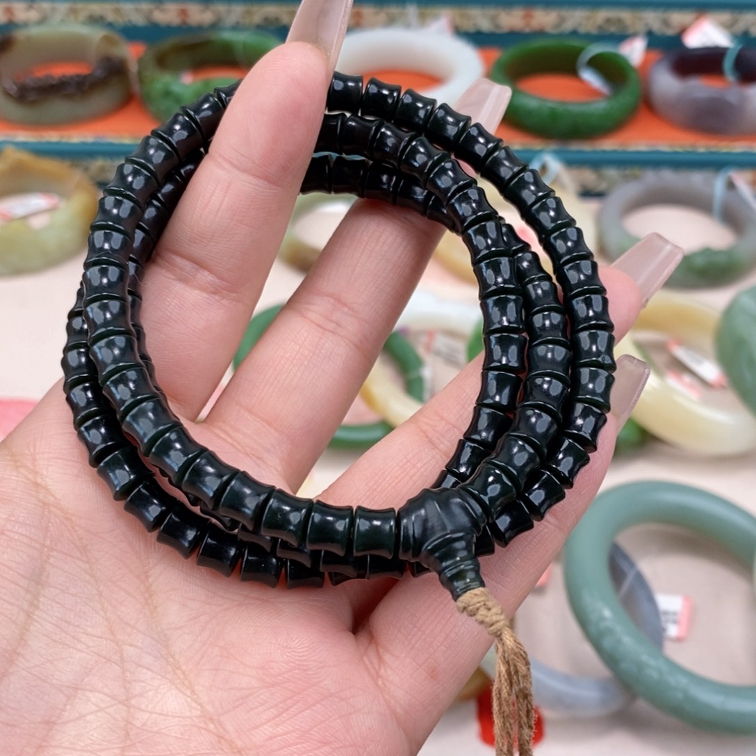 丝***子和田玉未镶嵌手镯珠子福利