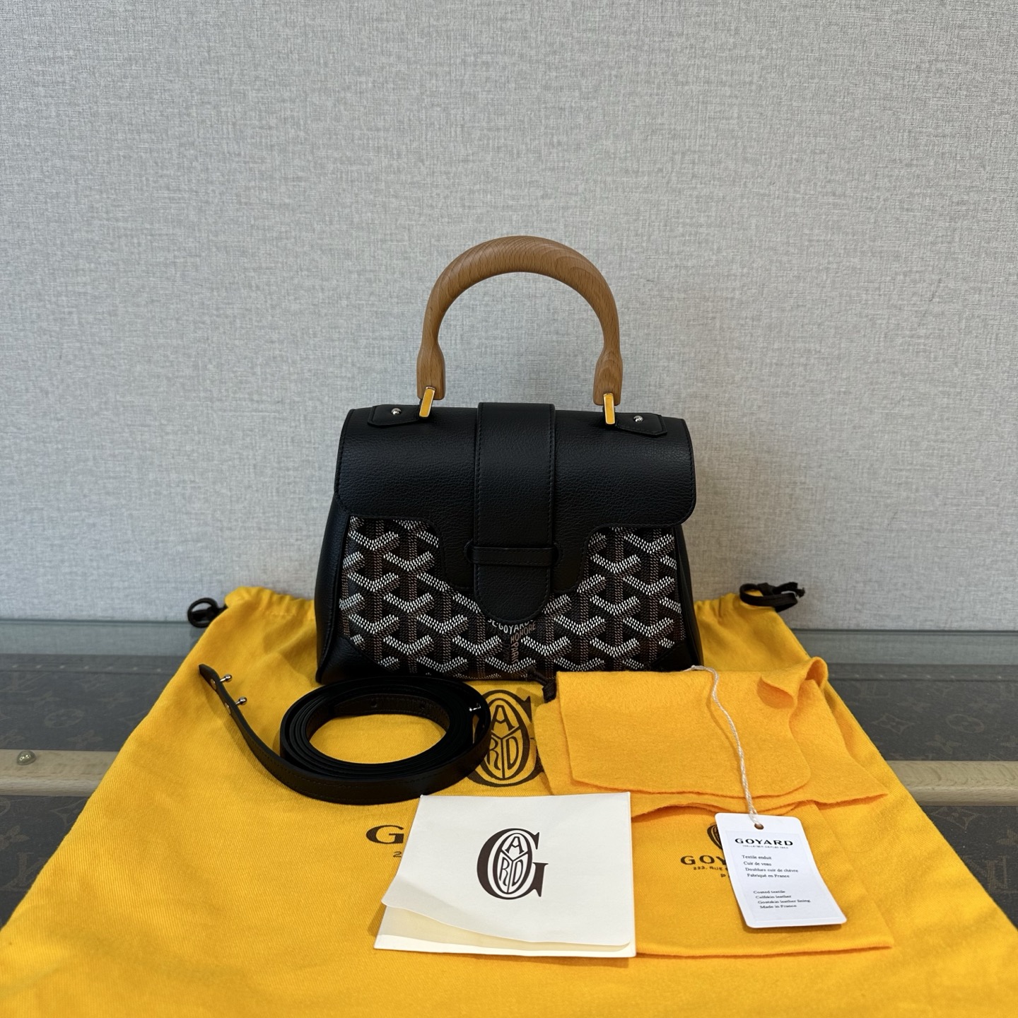 95新 Gaoy/戈雅 【坤姨专属】木质手柄西贡mini黑色手提单肩 09281