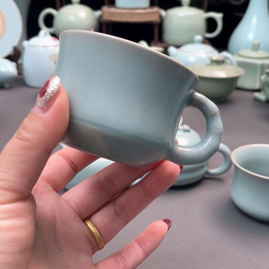 杯鲁*啊啊啊啊啊啊啊啊啊啊