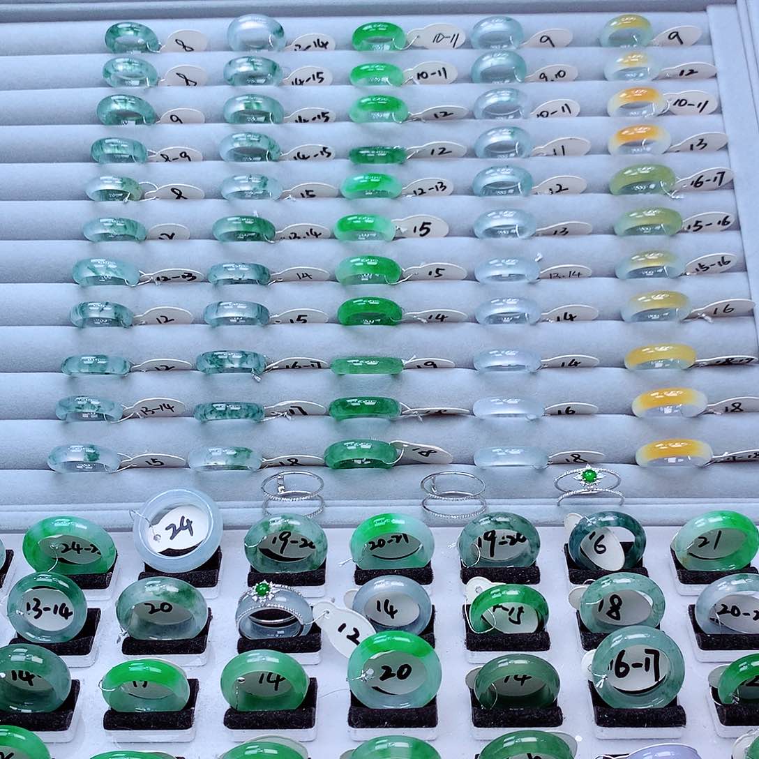 翡翠戒指未镶嵌翡翠