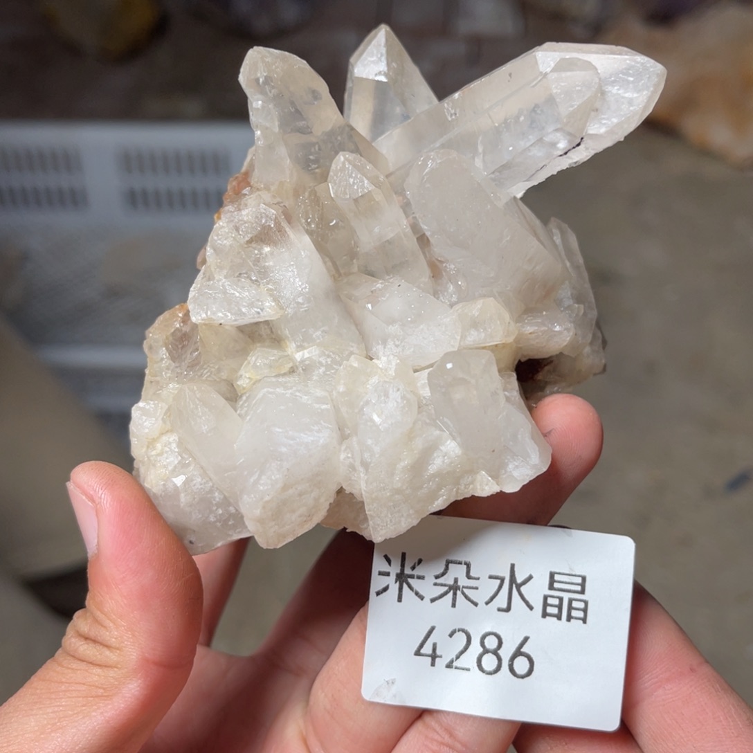 小****珠宝半成品水晶未镶嵌