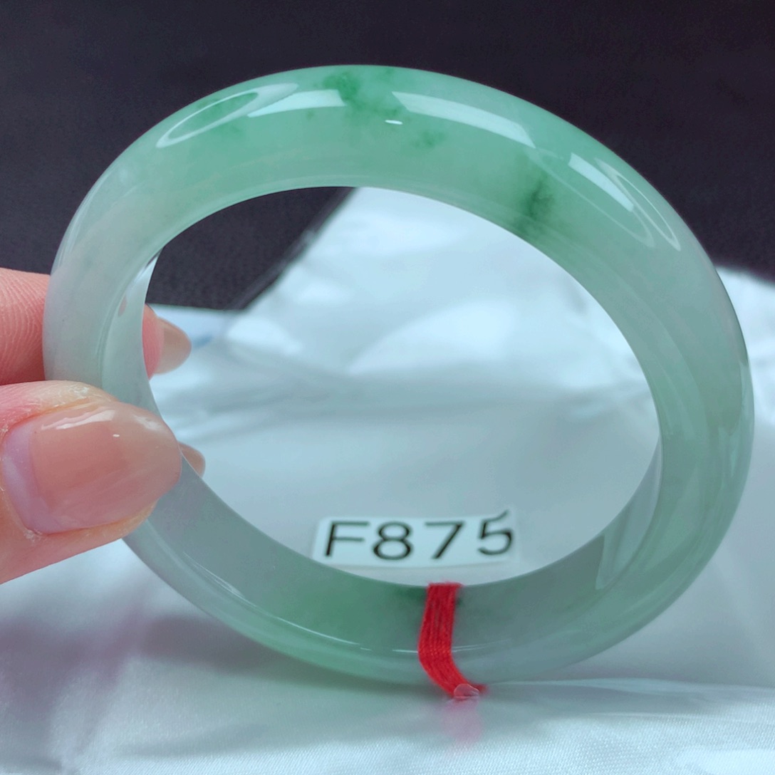 翡翠手镯未镶嵌手镯88