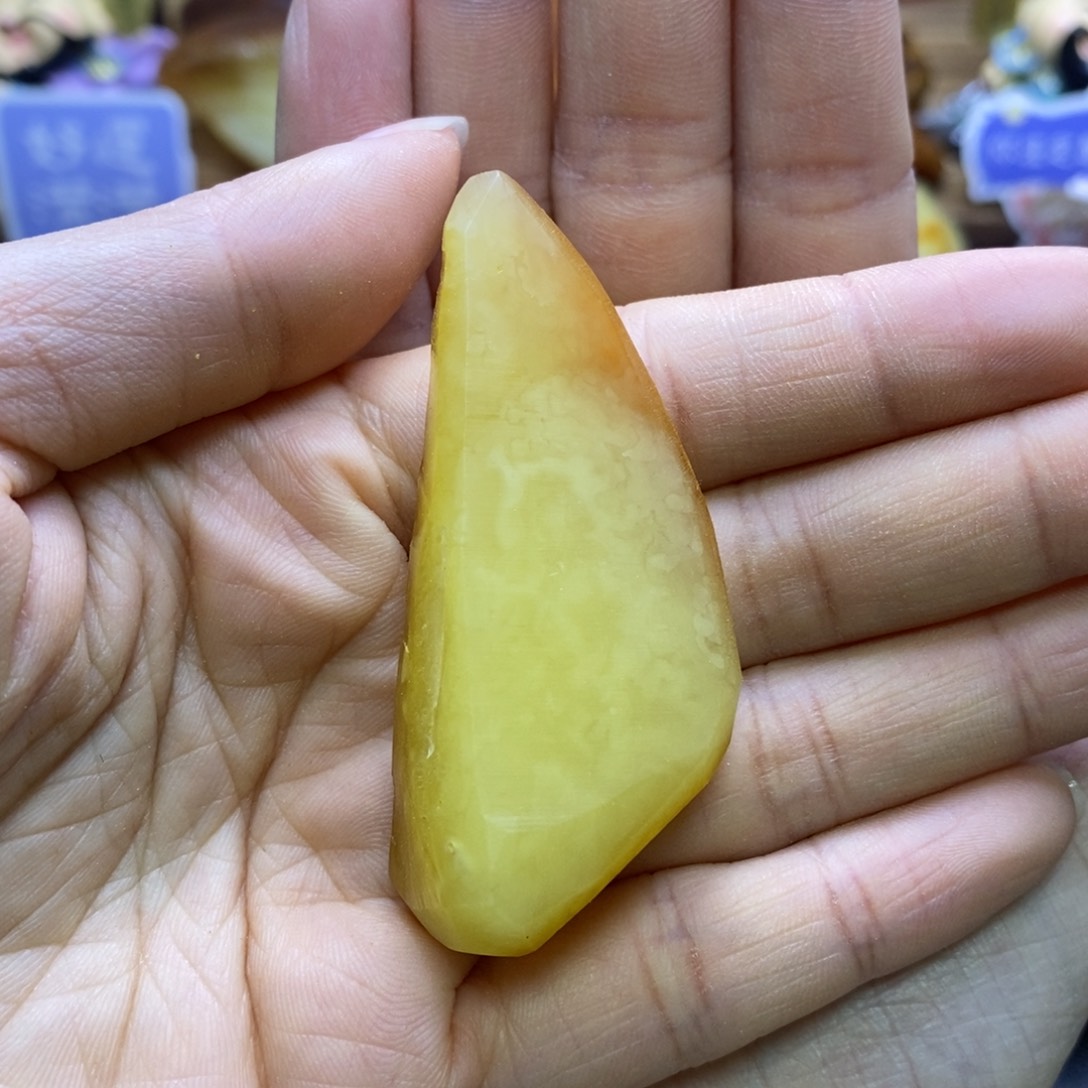 定制琥珀未镶嵌吴