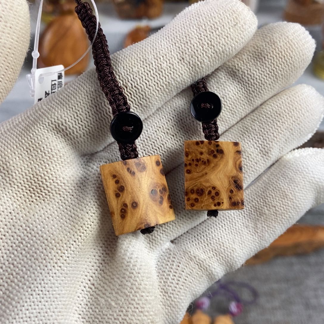 手串/手链柏木（崖柏）北太行陈化瘤疤满爆方糖吊坠 炸