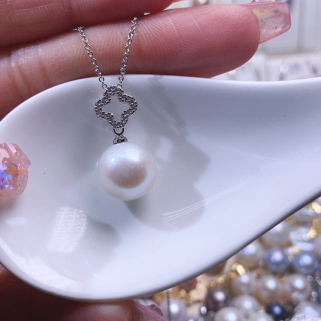淡水珍珠吊坠(赠链)未镶嵌