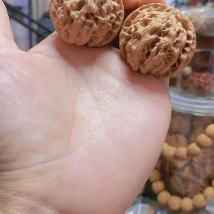 【闪购商品】文玩核桃把件39.5苹果大肚子