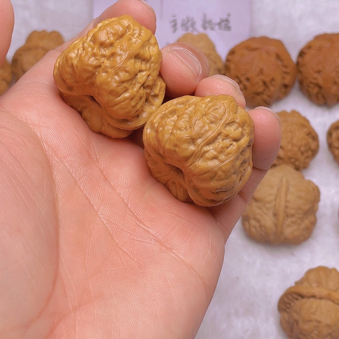 文玩核桃吊坠蛤蟆