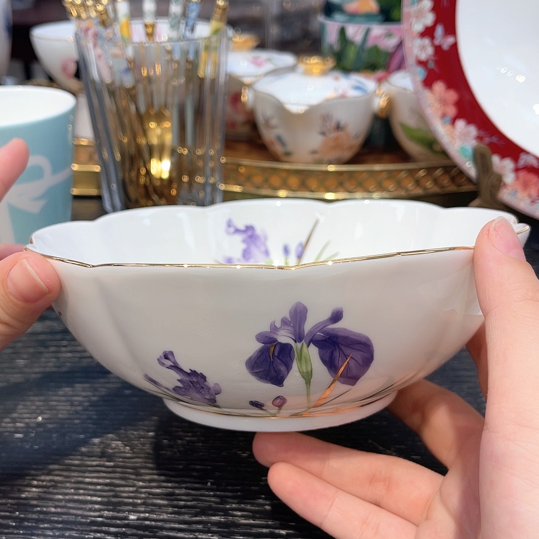 骨瓷梅花碗—————————