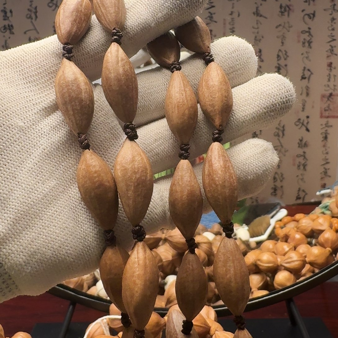 橄榄核把件柳叶核