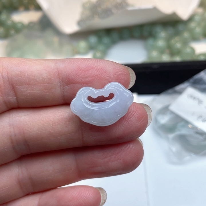 翡翠未镶嵌吊坠(不含链)宝宝如意锁
