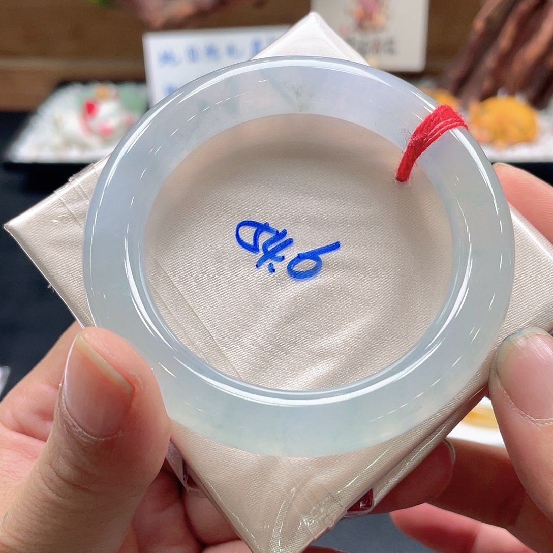 翡翠手镯未镶嵌33号