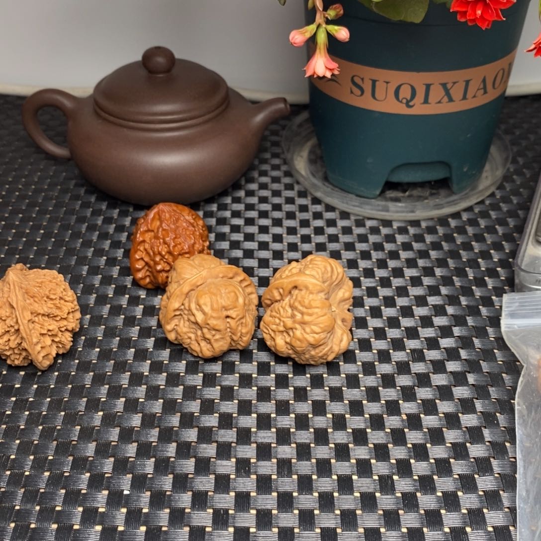 文玩核桃把件一**顺灯笼42