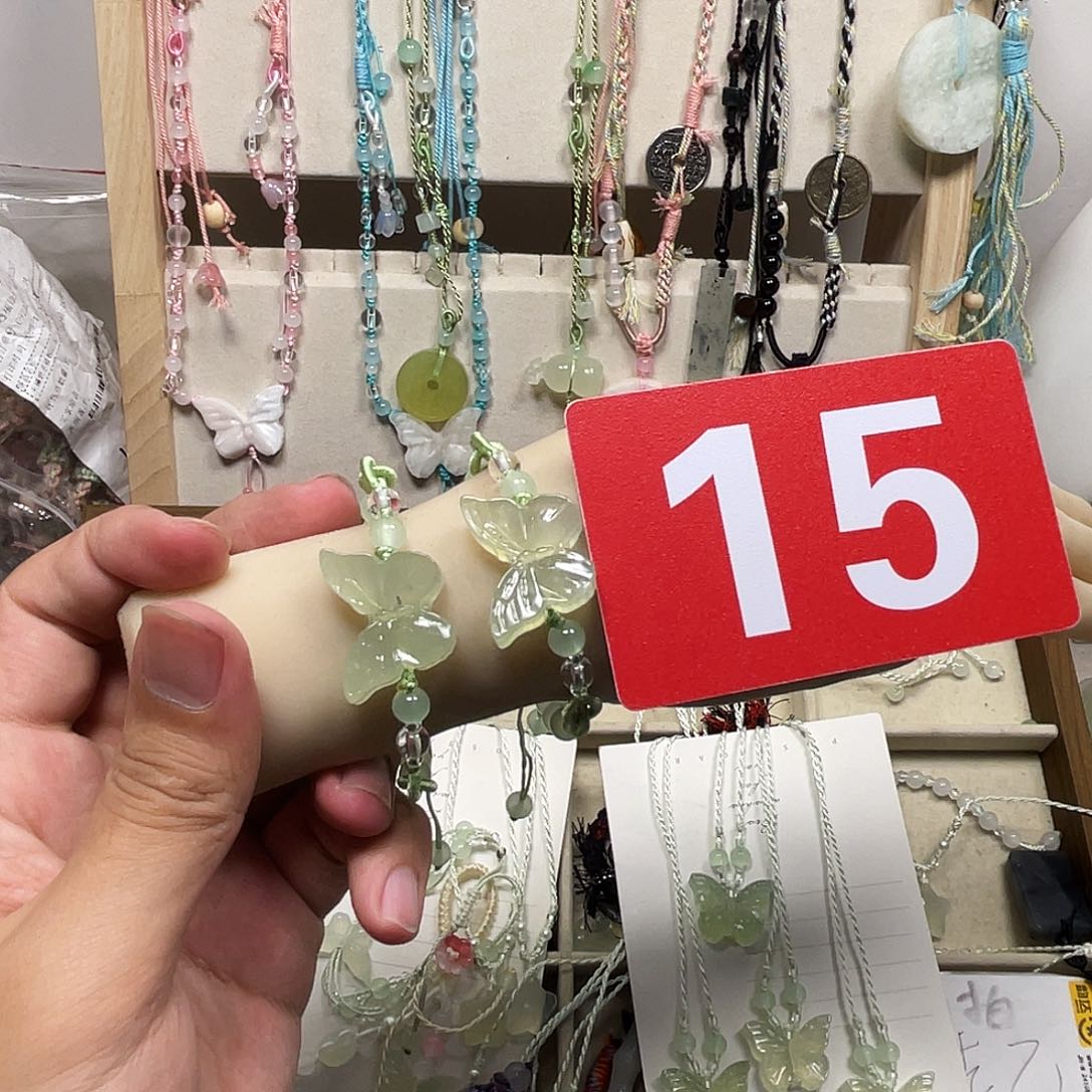 蛇纹石玉合金颈饰