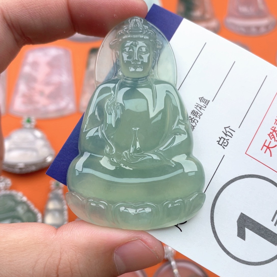 翡翠颈饰未镶嵌65.6/40/7.2