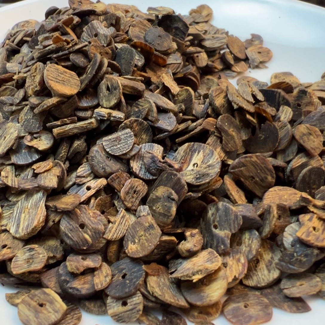 沉香木手把件棋楠药片珠沉水碎料20克