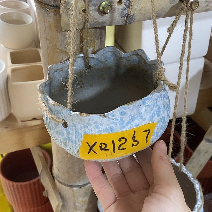 陶盆有孔 瑕疵针孔漏釉介意勿拍外口 12外高7