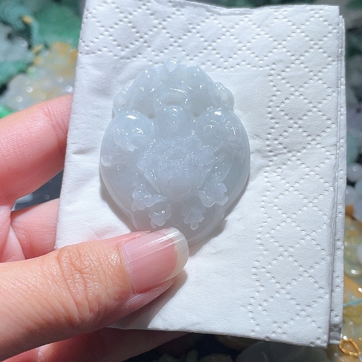 颈饰未镶嵌翡翠天