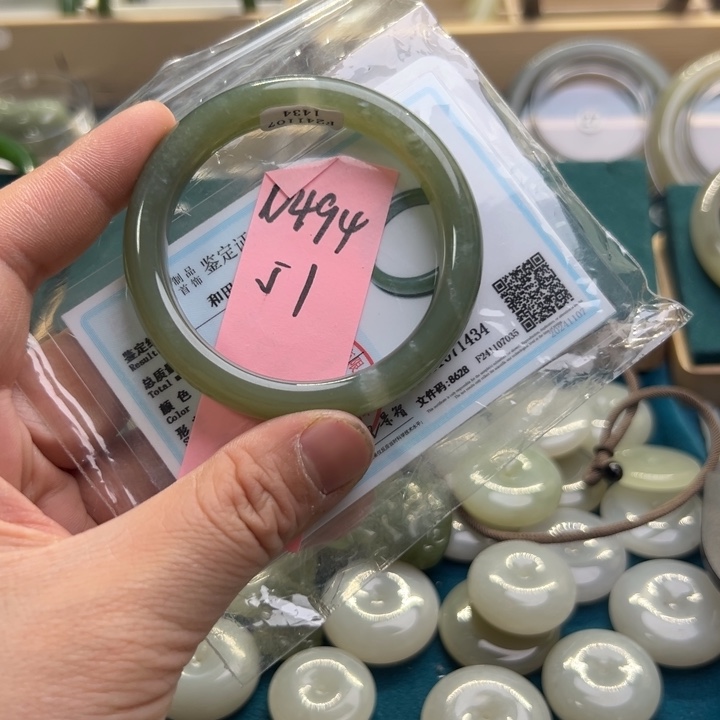 和田玉手镯未镶嵌51圈围0494