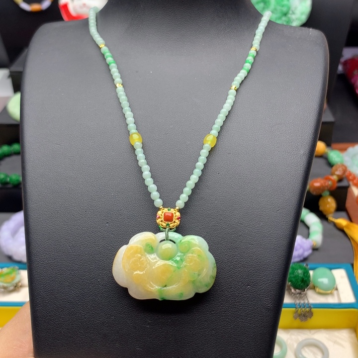 颈饰未镶嵌翡翠翡翠如意