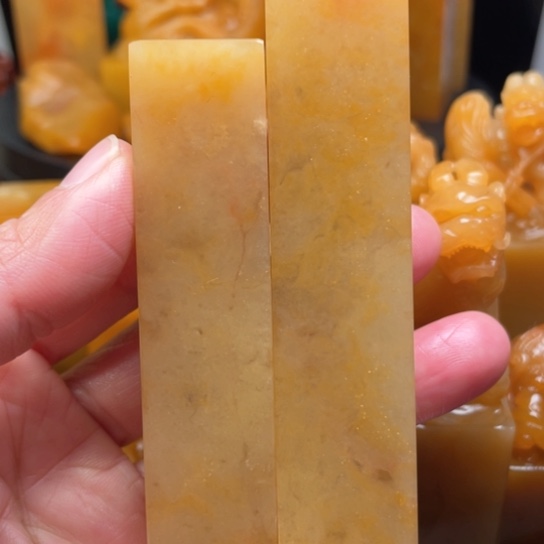 老挝石质地细腻光滑篆刻写字刀感十足