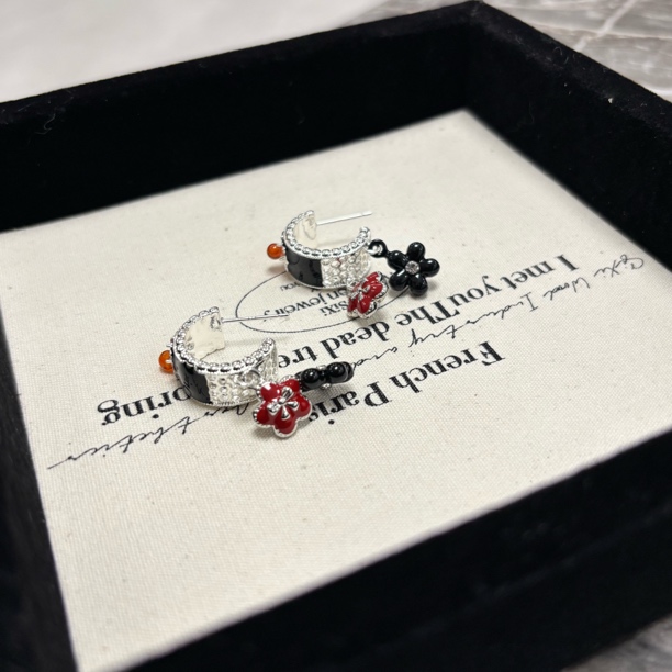 铜合金合成锆石耳饰 黑花红花耳环EH3721