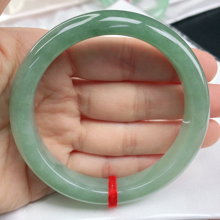 翡翠手镯未镶嵌半山半水59