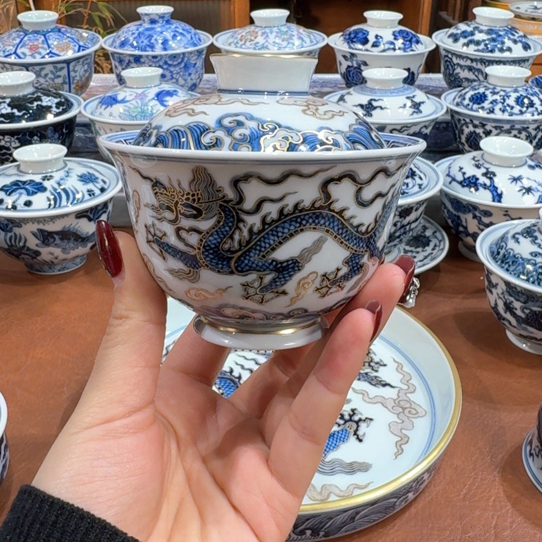 盖碗。。。。。。。。。。。。。。。