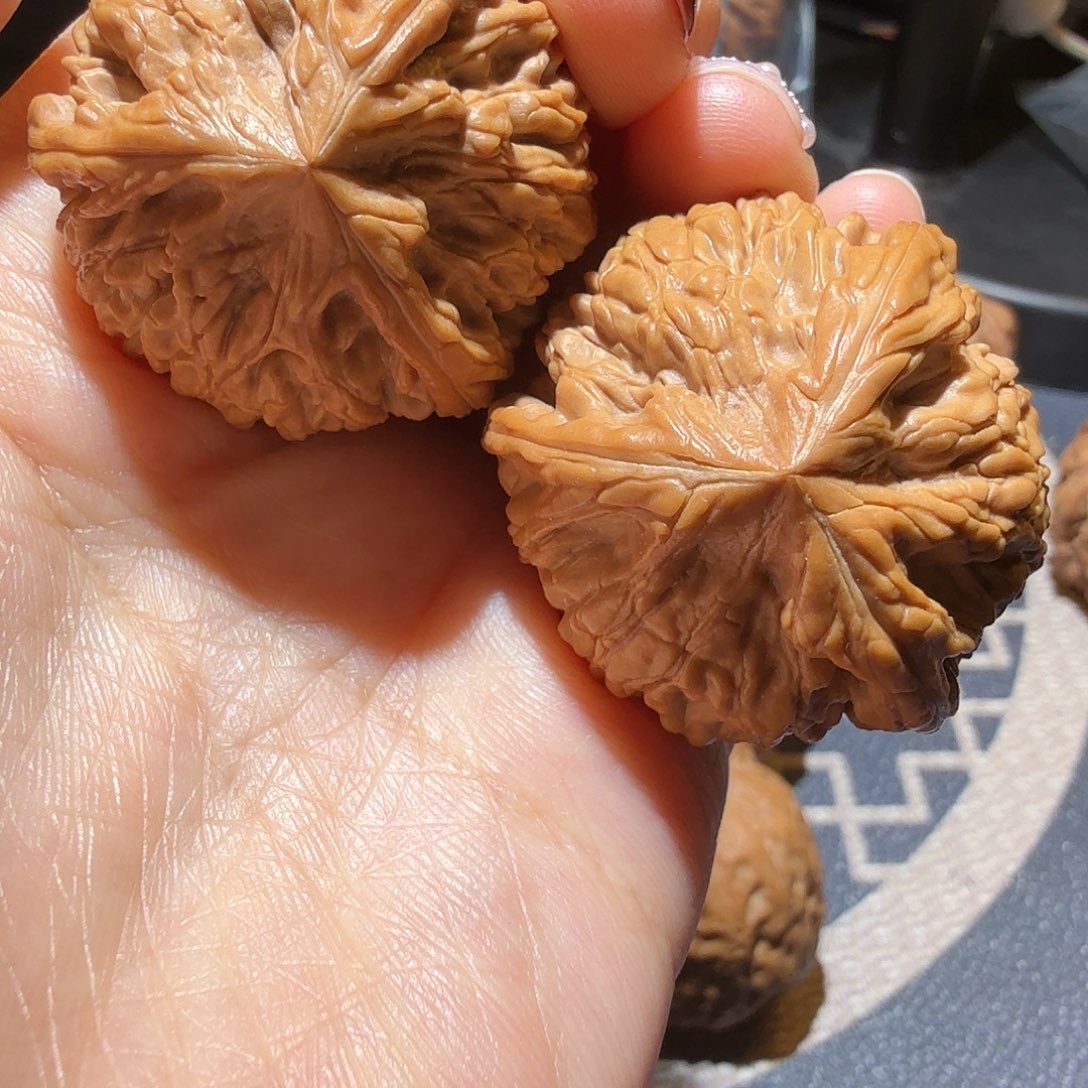 文玩核桃把件夕***山35御龙