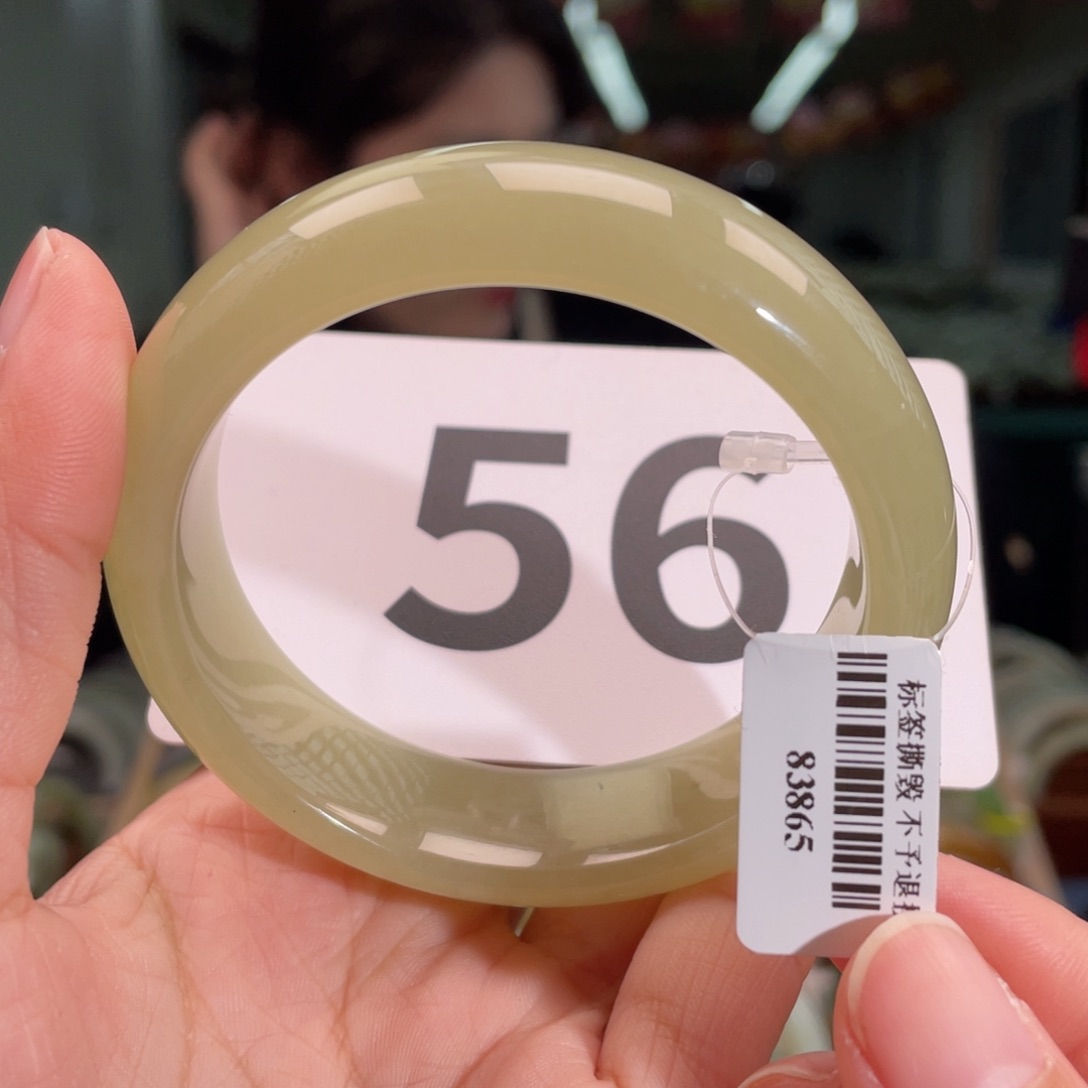 和田玉手镯未镶嵌阚**-