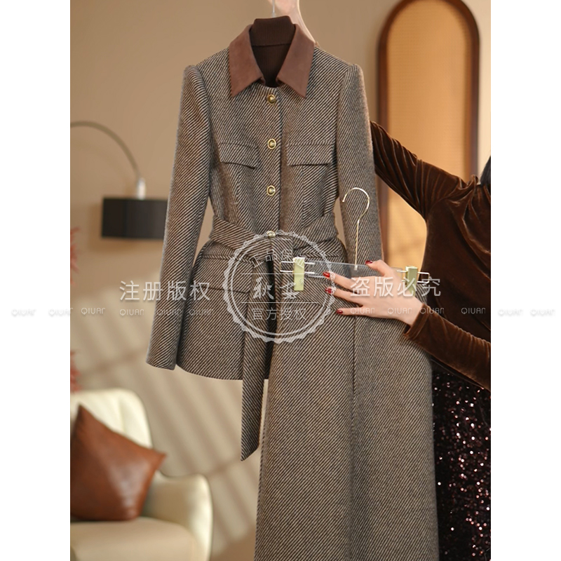 【cici小姐】2025冬季黄咖领加厚新款时尚洋气减龄套装