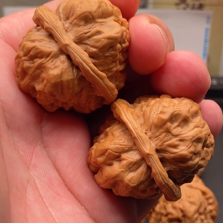 文玩核桃吊坠?**然蛤蟆