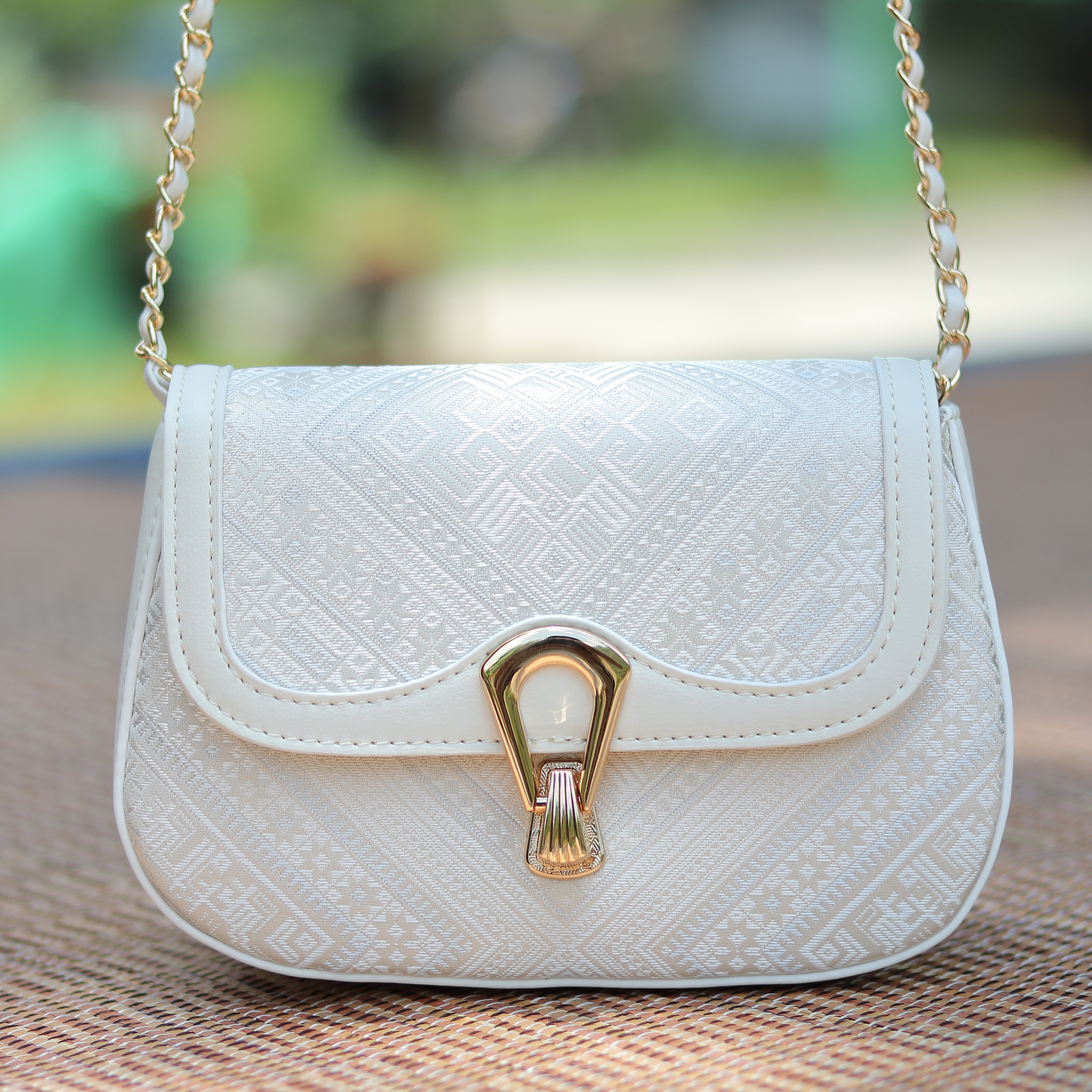 广西非遗包小香风女士斜跨腋下包民族风高级轻奢广西壮锦包包正版